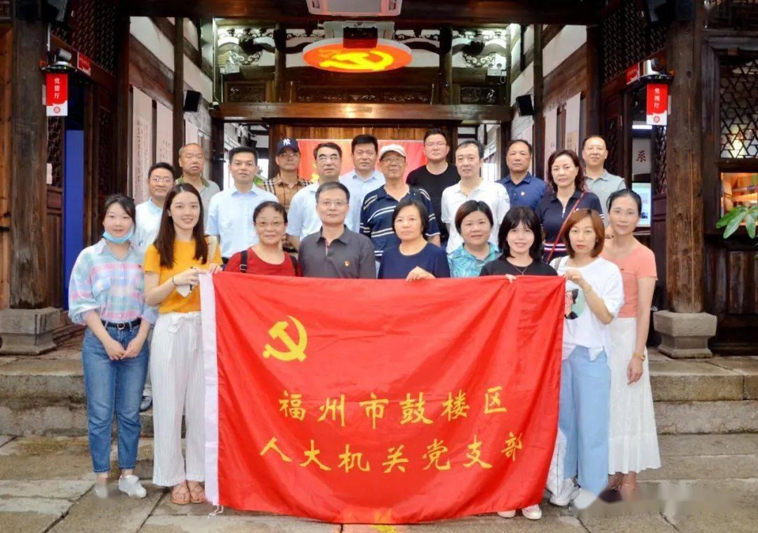 美称打击胡塞武装两枚反舰导弹